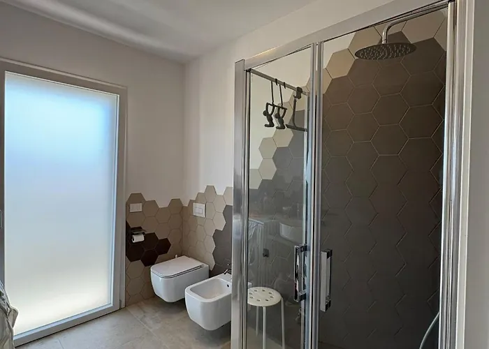 Torregrande Apartment *